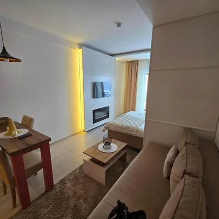 Apartment Gold Hd - *